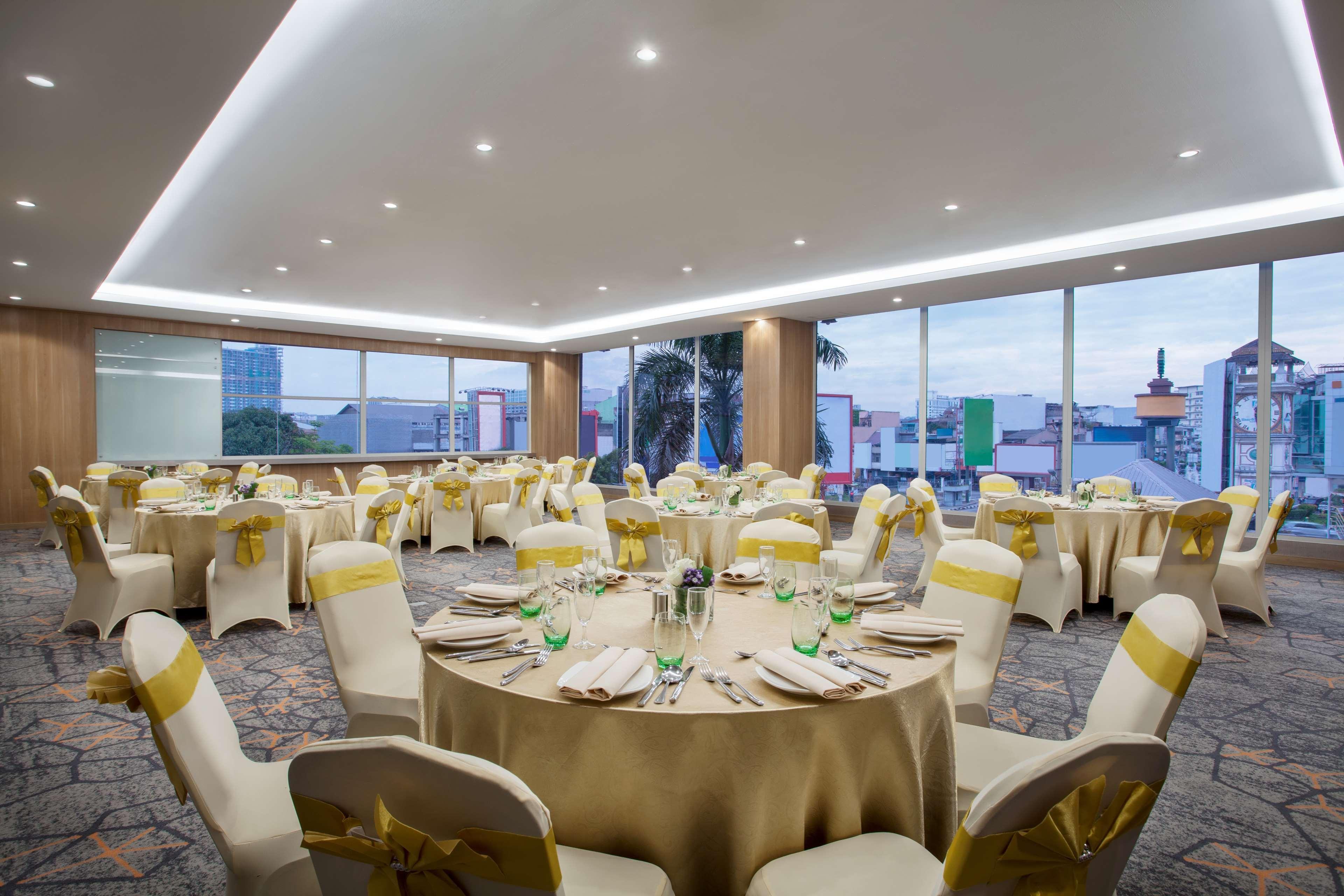 Aiho Hotel Medan Exterior photo